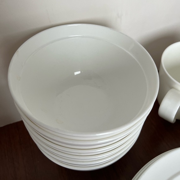 Halo by CRATE & BARREL Soup/Cereal Bowl